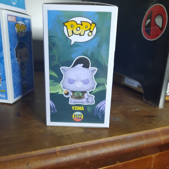 Yzma as Cat Scout Funko Pop 1122 nycc - Picture 7 of 7